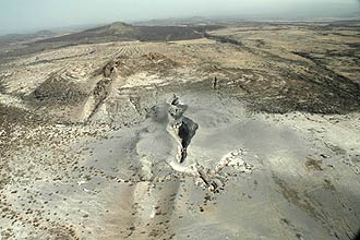 O buraco de 500 metros de comprimento que, segundo cientistas, foi aberto em apenas alguns dias em Afar, na Etiópia em 2005